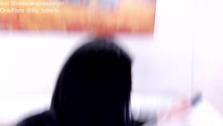 lilyhotbrunette  13-02-2022